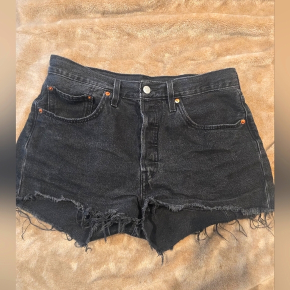 LEVIS 501 Black Denim Women Shorts - Picture 1 of 3